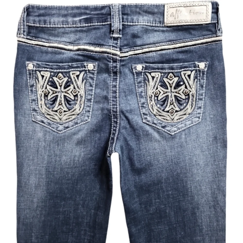 Affliction Jade Bootcut Jeans. Women's Size: Waist 28x33 Inseam. - Picture 7 of 15